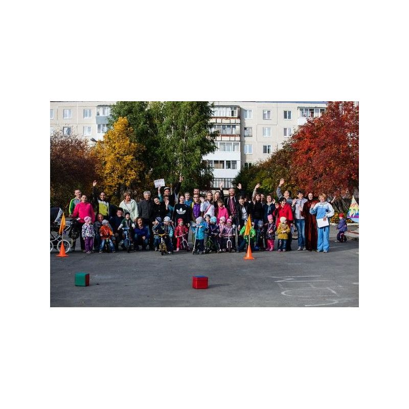 Спортивный праздник "Папа, мама, я - спортивная семья!"