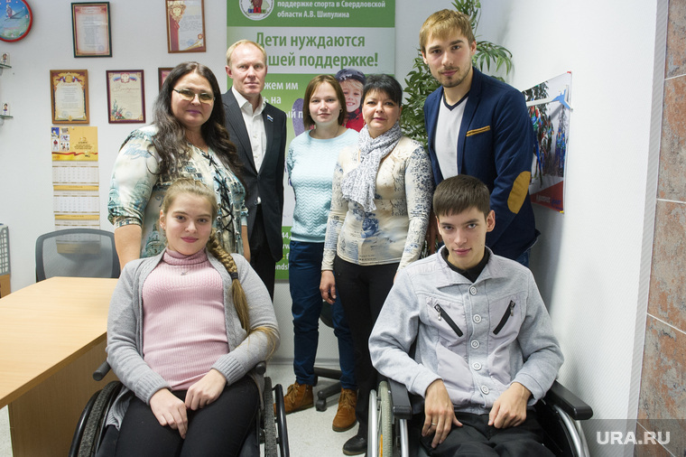 Бассейн для детей инвалидов